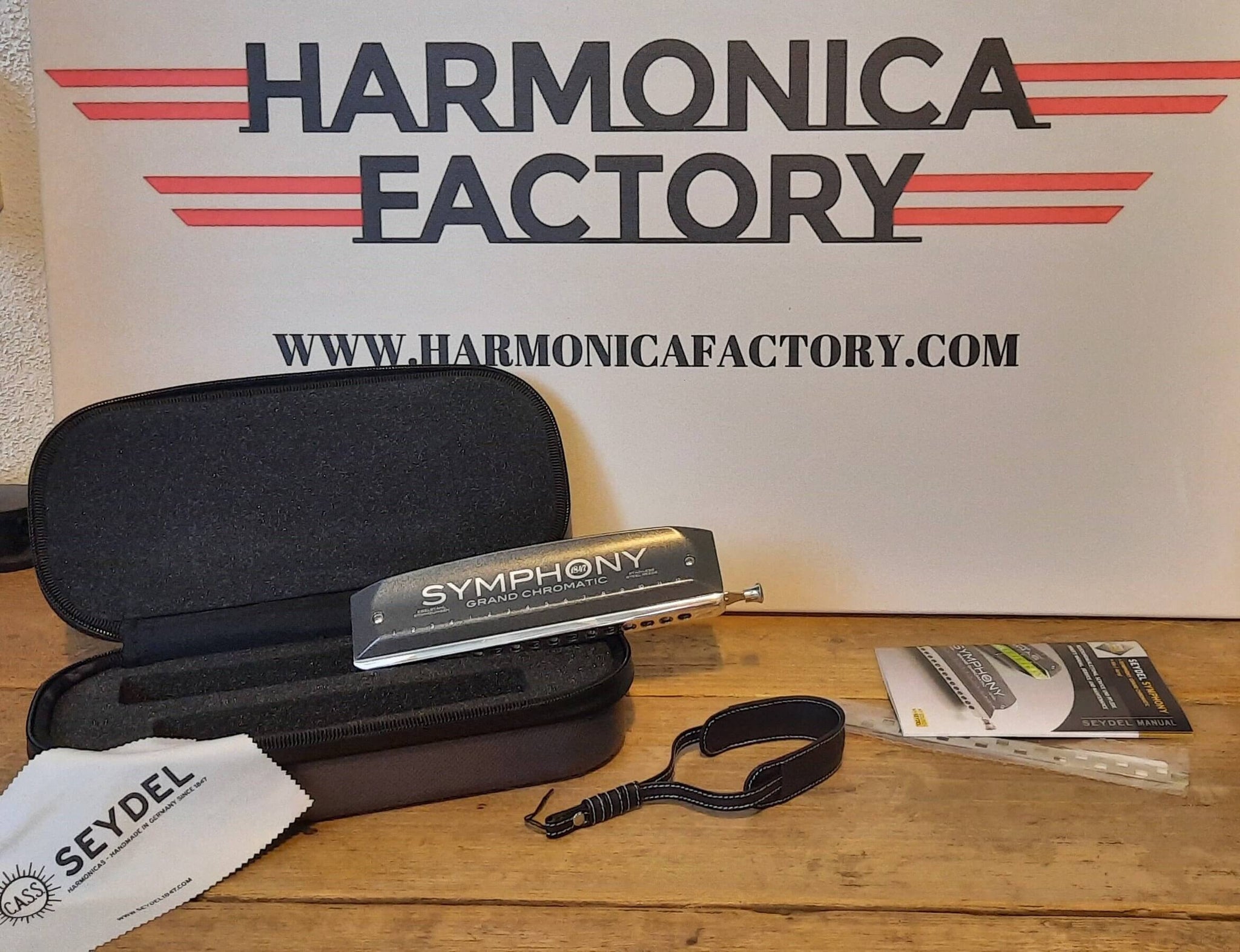 Seydel Symphony 64 ALU mondharmonica met koffer!